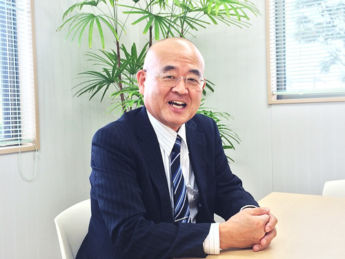 有限会社 新和不動産鑑定 安達一夫 様